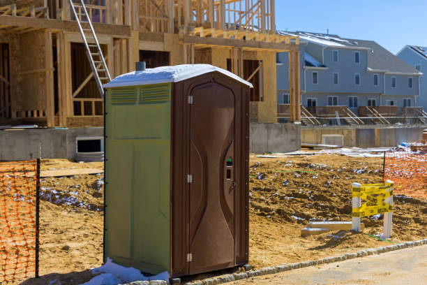Porta potty delivery and setup in Floresville, TX