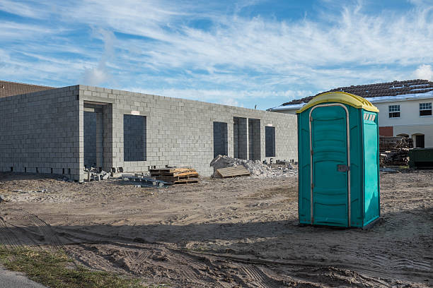 Best Affordable porta potty rental  in Floresville, TX